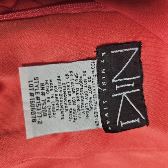 Elegant Coral Halter Dress - Picture 9 of 10